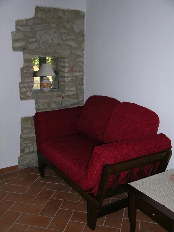 Agriturismo Podere Ossaia Cortona Phòng bức ảnh
