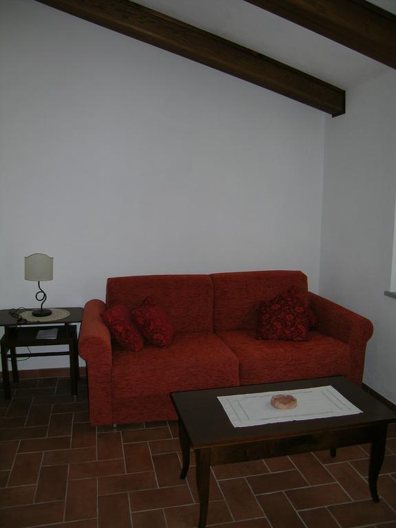 Agriturismo Podere Ossaia Cortona Phòng bức ảnh